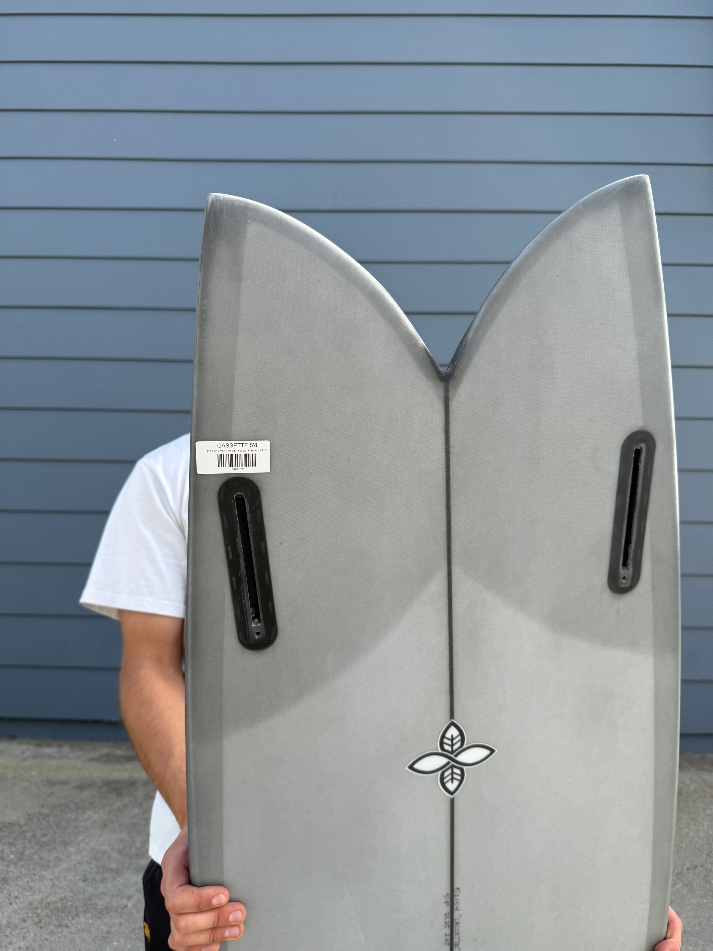 5'8" CASSETTE