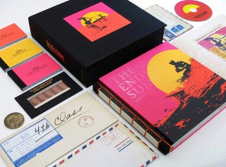 ENDLESS SUMMER BOOK SET